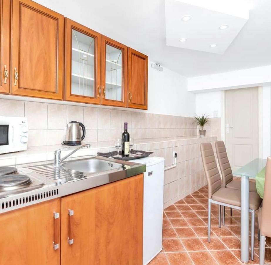 קוטור Apartmani Vasilije מראה חיצוני תמונה