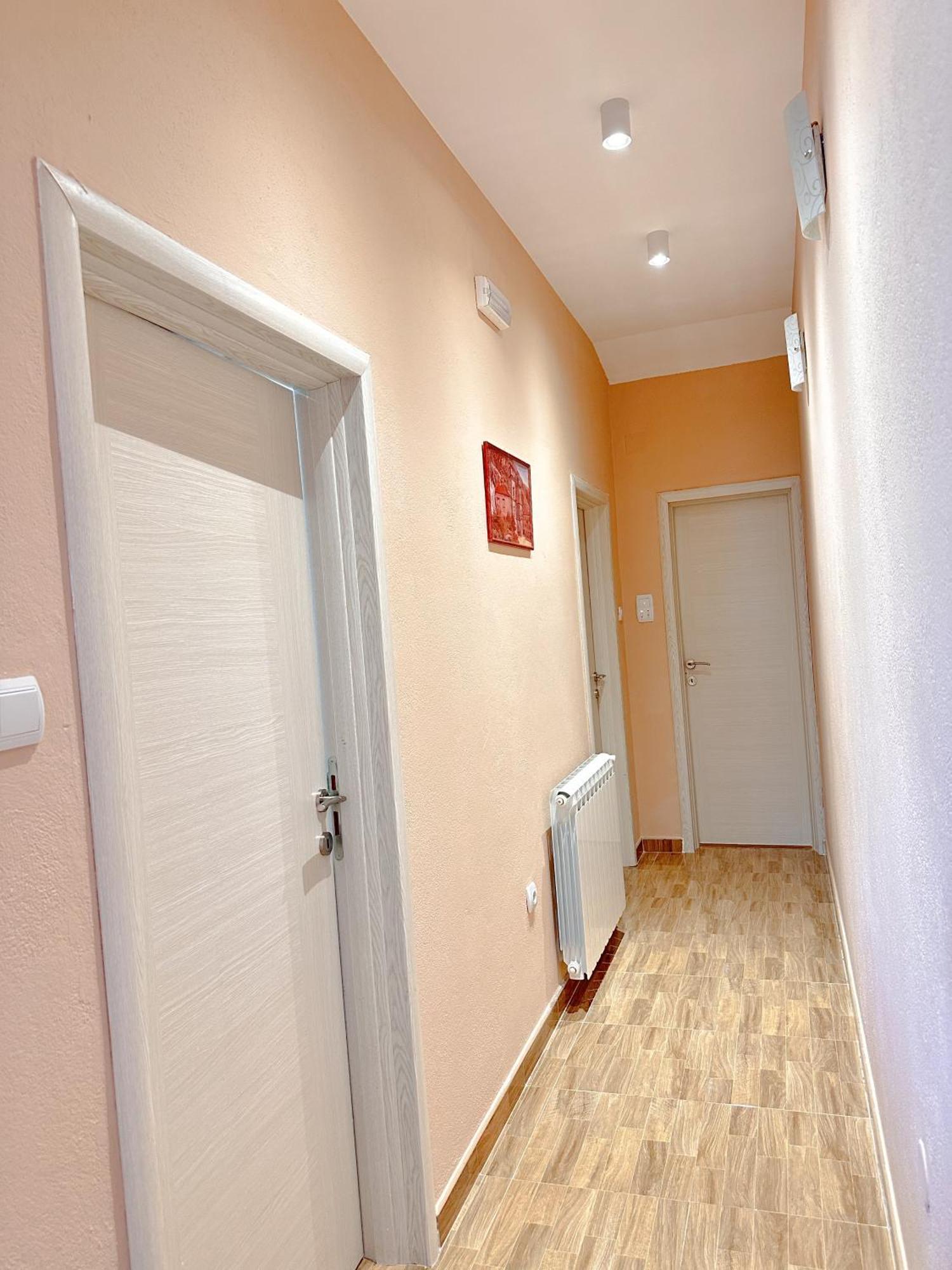 קוטור Apartmani Vasilije מראה חיצוני תמונה